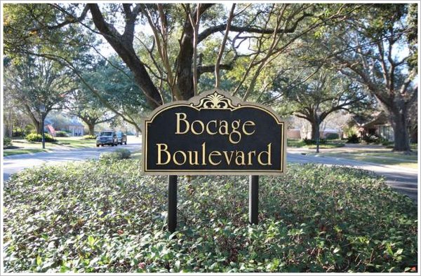 Jefferson Place Bocage Entrance Sign